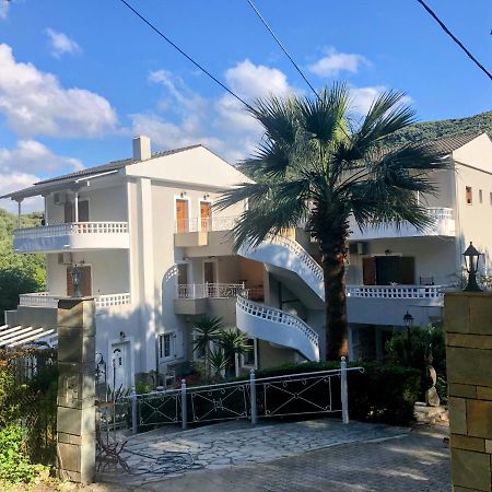 Golden Sun Aparthotel Парга Екстериор снимка