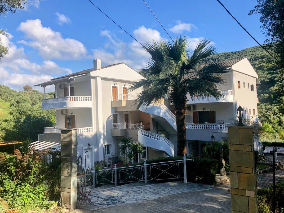 Golden Sun Aparthotel Парга Екстериор снимка