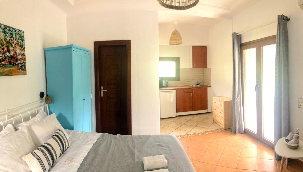 Golden Sun Aparthotel Парга Екстериор снимка