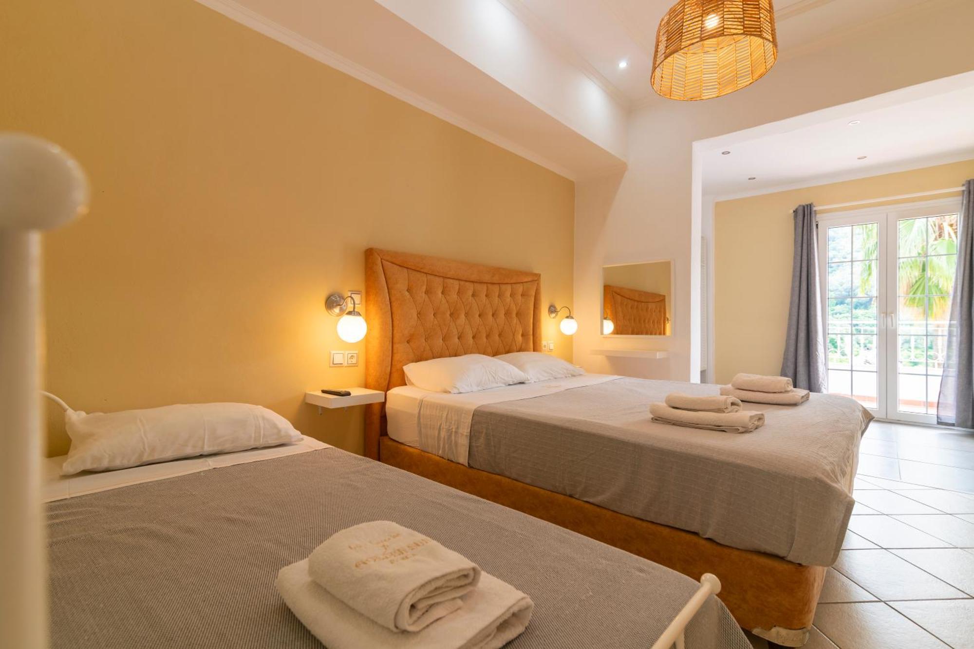 Golden Sun Aparthotel Парга Екстериор снимка
